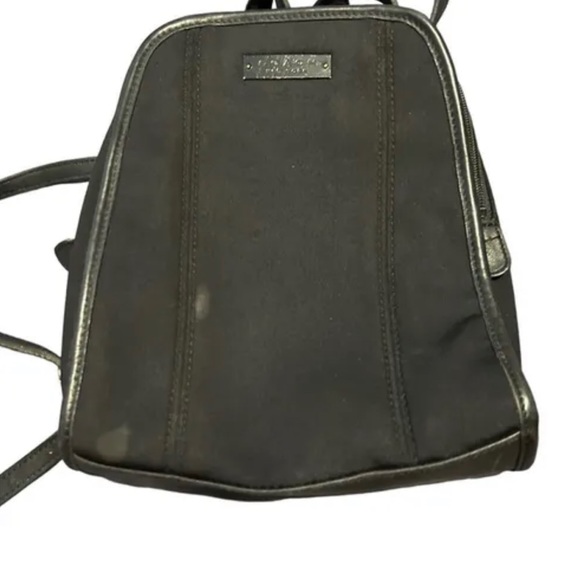 Chic and Timeless: Coach Black Fabric and Leather Trim Backpack - NWOT - Picture 1 of 6